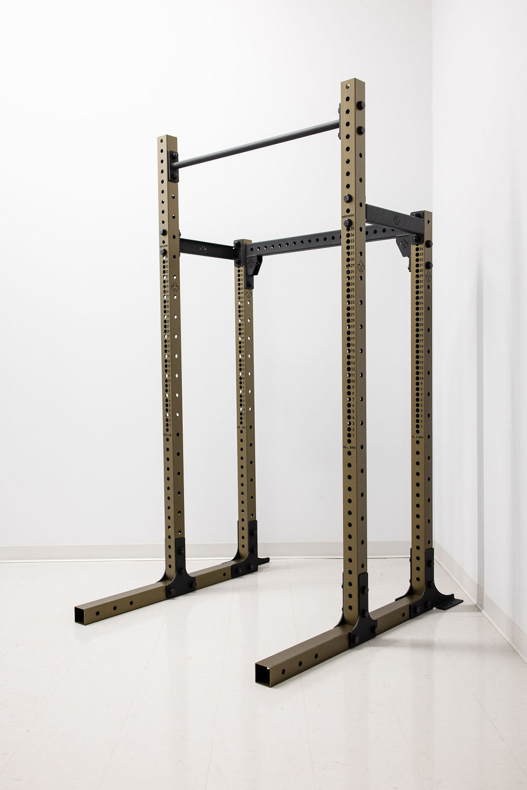 Half Rack โ One:One Manufacturing